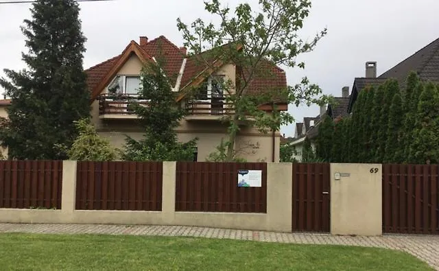 Apartament Varlak Vendeghaz 1